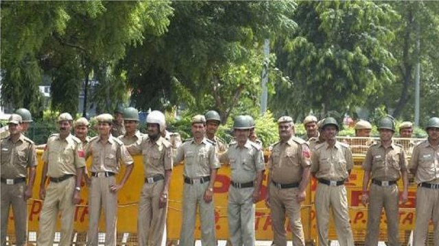 Security tightened after SFJ's 'power cut' call on R-Day