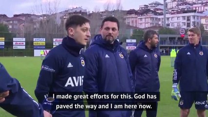 Ozil says it's a dream to play for Fenerbahce