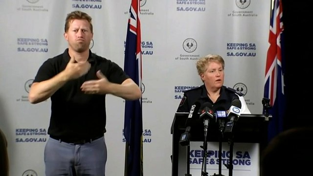 At least two homes damaged in the Cherry Gardens fire