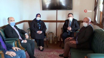 Bakan Selçuk’tan Anadolu Yayıncılar Derneği’ne ziyaret