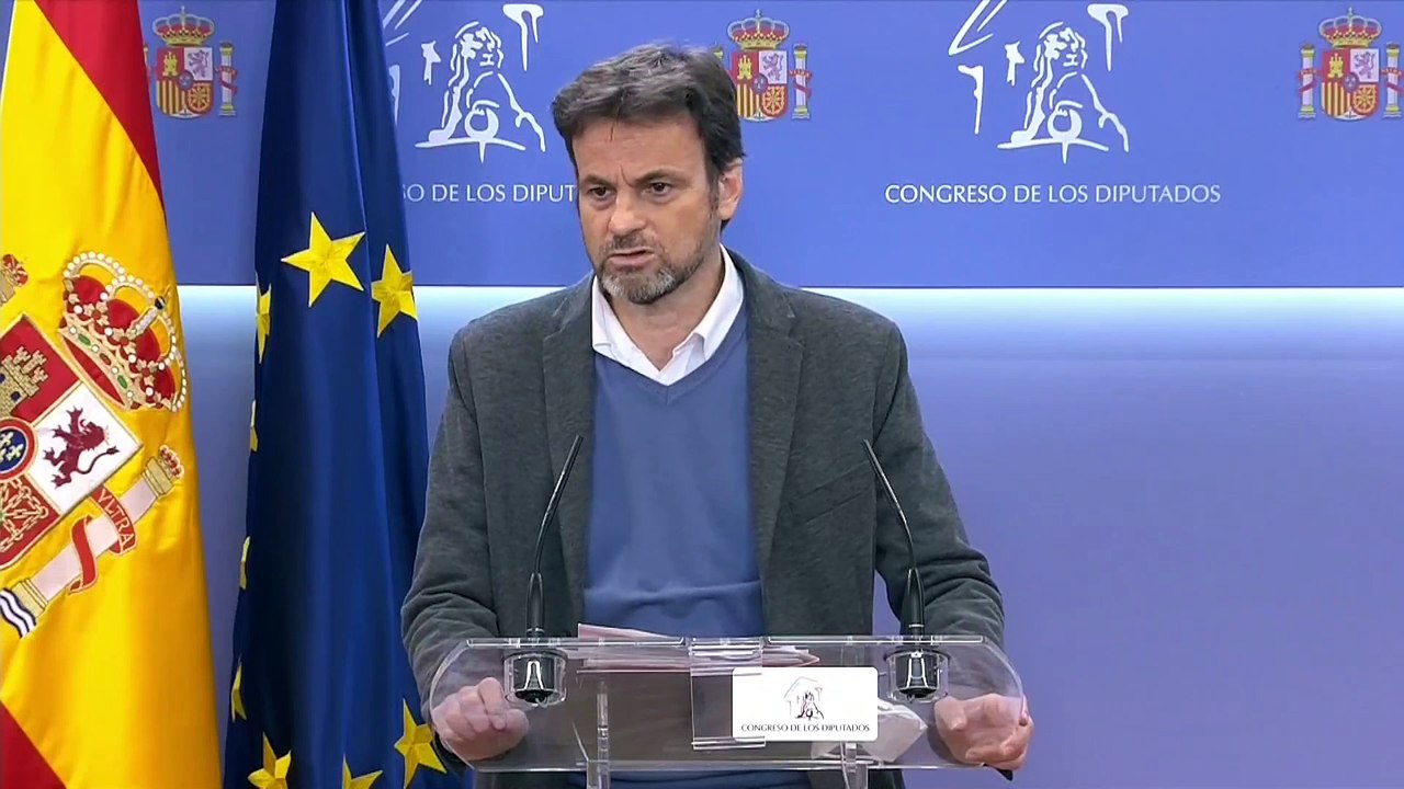 Unidas Podemos considera "un error" que Illa vaya a dimitir "antes de dar explicaciones en sede parlamentaria"