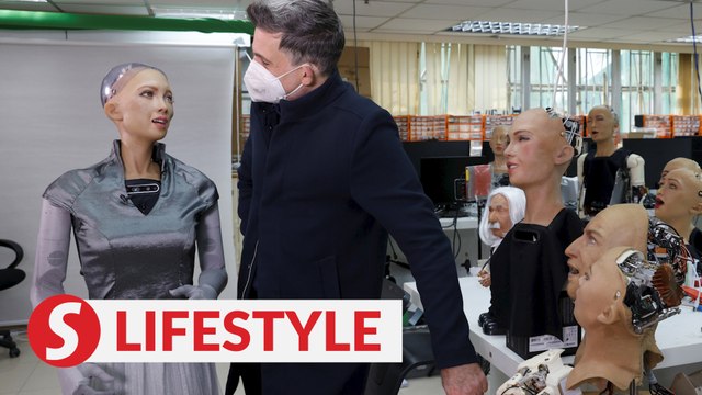 Sophia's creators plan an ‘army’ of robots in 2021