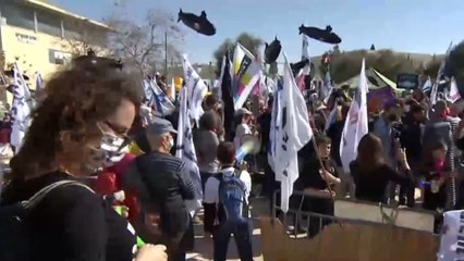 مظاهرة للمطالبة بمحاكمة نتنياهو في قضية الغواصات