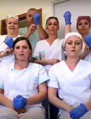 Challenge: Les médecins du monde font un doigt d'honneur à la covid-19