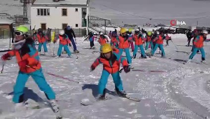 Abalı Kayak Tesisinde ikinci etabın açılışı yağan kara bağlı