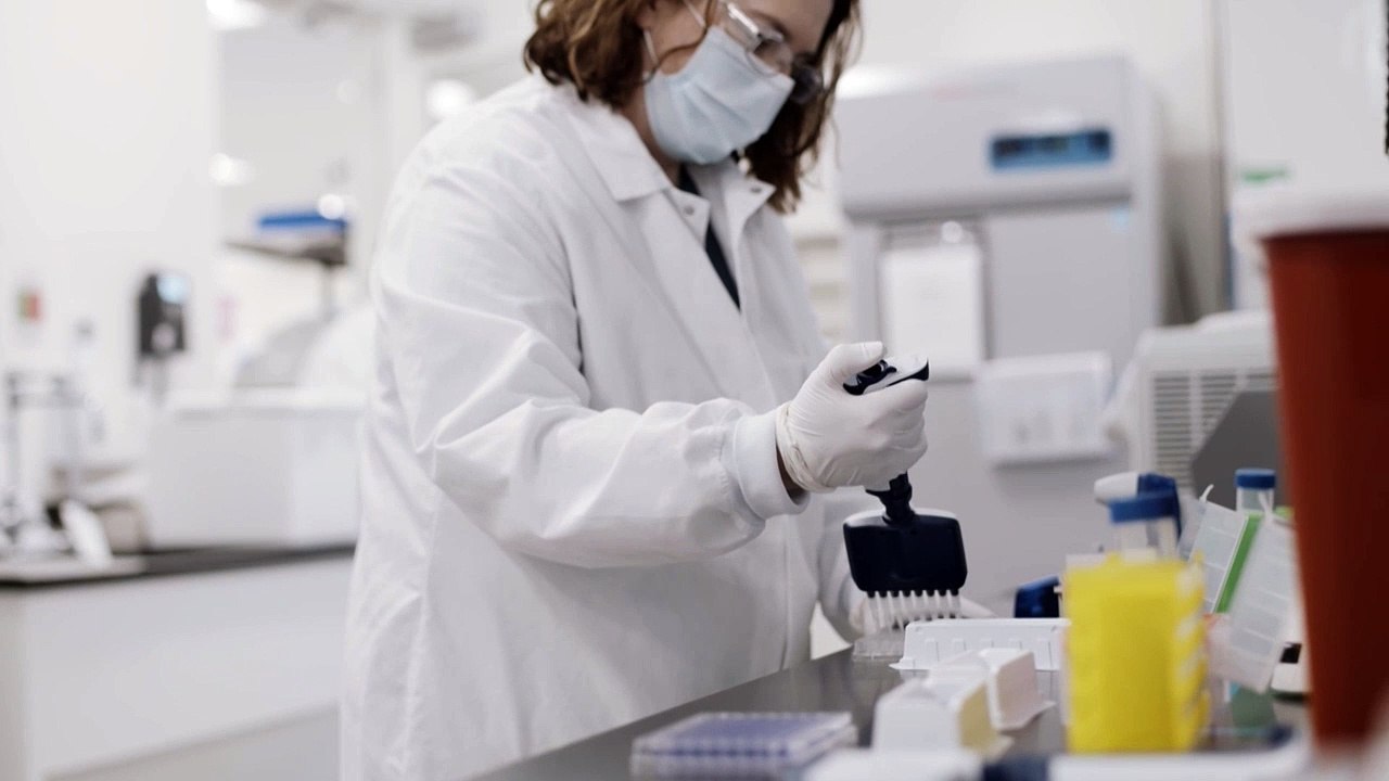 Moderna: Corona-Impfstoff auch bei Virusmutationen wirksam