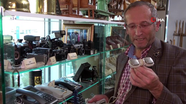 Ofisini Müzeye Çevirdi, 10 Bin Yıllık Fosil Bile Var