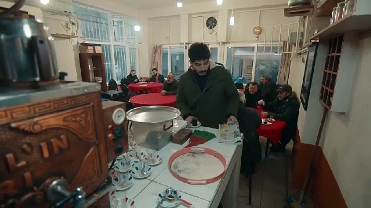 مسلسل الحفرة الموسم الرابع الحلقة 21 الحادية وا...