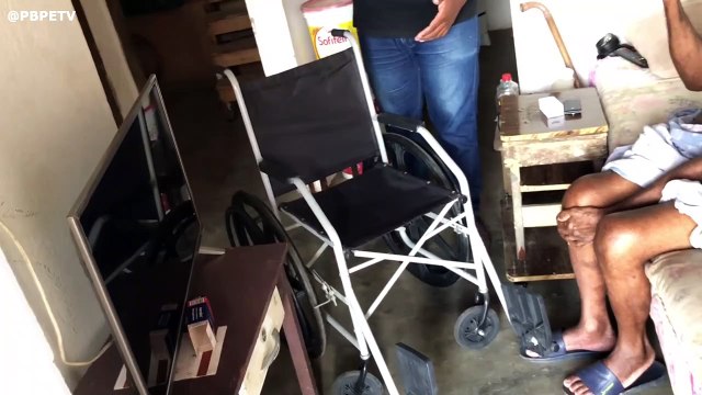 IDOSO DE ITAMBÉ GANHA CADEIRA DE RODAS DE CAAPORÃ