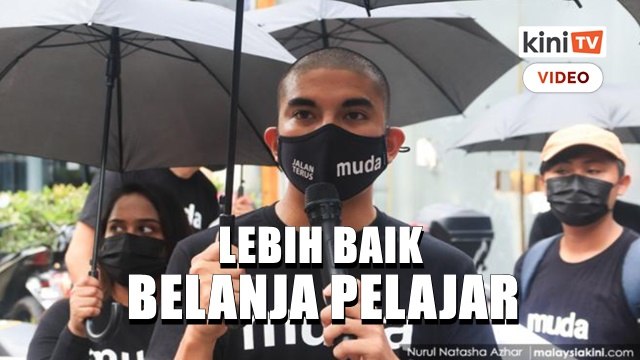 Lebih baik guna dana RM35 juta bina dewan belanja pelajar perlukan tablet