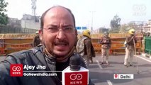 आउटर रिंग रोड पर दिल्ली पुलिस की बैरिकेडिंग, पुलिस बल तैनात