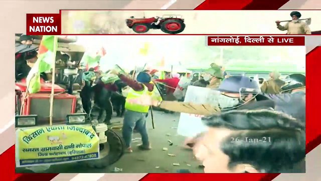 Agitating farmers attack on News Nation Cameraman at ITO