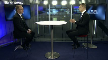 Péter Szijjártó, Ministro de Exteriores de Hungría: ¨"No importa de dónde venga la vacuna¨"