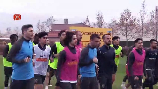 Dan Petrescu'nun öncelikli hedefi Kayserispor'u ligde tutmak