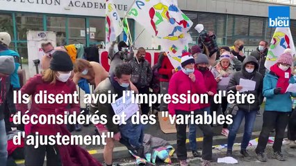 Les_professeurs_d'EPS_de_Dordogne_se_dénudent pour protester contre la gestion de leur discipline par le gouvernement en pleine épidémie de Covid-19
