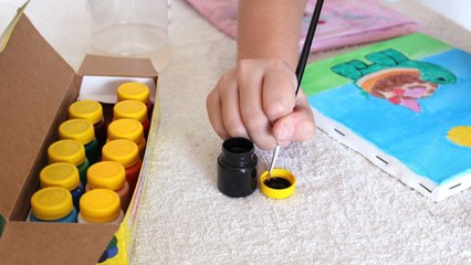 ¿Es mejor que los niños vuelvan a las aulas de clase? Esto dicen los expertos
