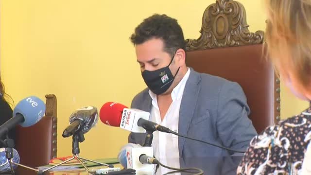 El alcalde de El Verger (Alicante) se resiste a dimitir por vacunarse antes de tiempo