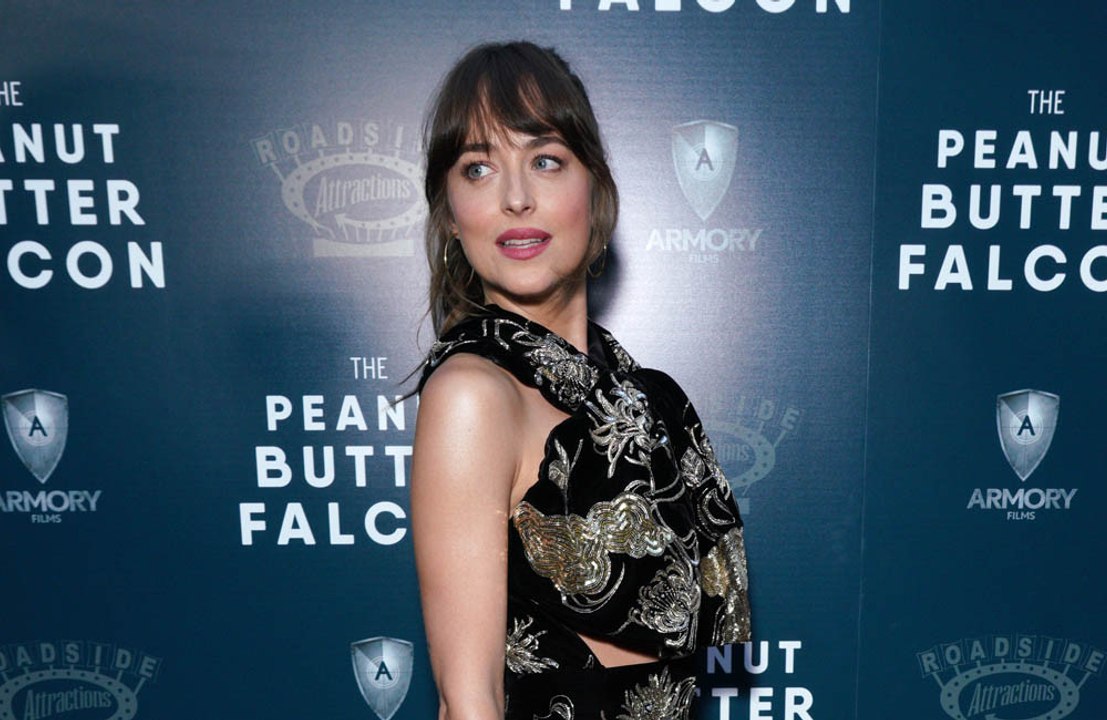 Dakota johnson: psychologie-kurse im lockdown