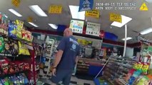 Policial ameaça usar taser em homem que não estava usando máscara dentro de loja em posto de gasolina no Texas.