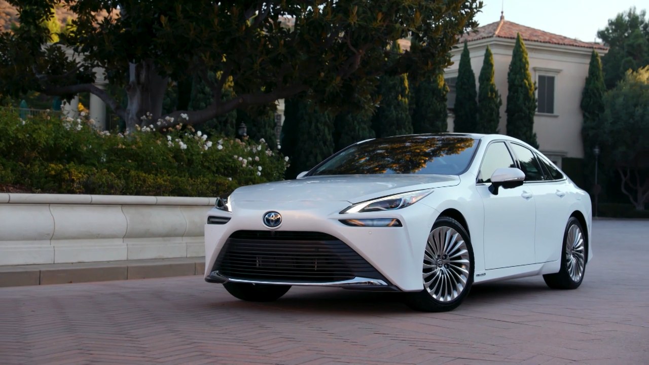 Toyota’s Hydrogen Fuel Cell Car