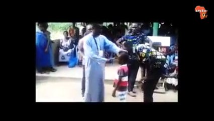 Guérison miraculeuse d'un enfant aveugle à Mdoubato (Prophète Dolsky Jaures Yoro)