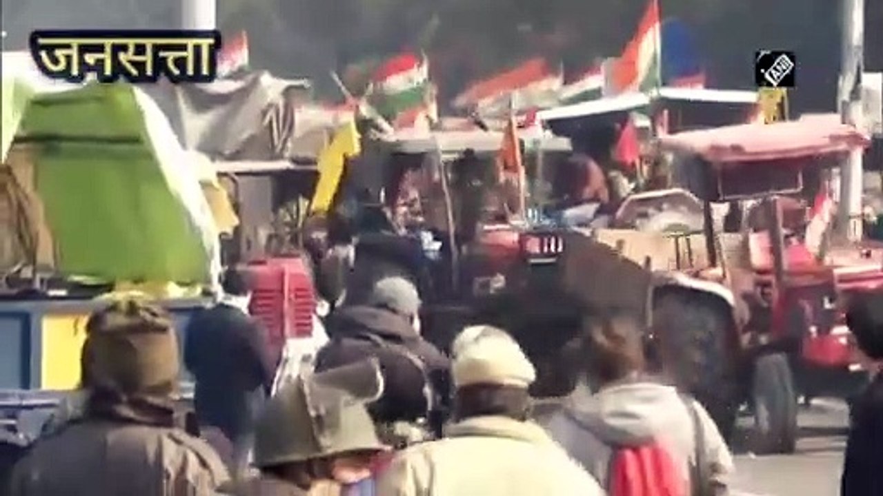 Kisan Tractor Rally Live: किसानों ने पुलिस वालों के पीछे दौड़ाए ट्रैक्टर