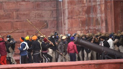 Accused of instigating farmers , who is Deep Sidhu?