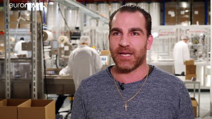 Plötzlich Fabrikbesitzer: Berliner Brüder stellen Masken her