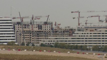 La firma de hipotecas sobre vivienda modera al 2,4 % su caída en noviembre