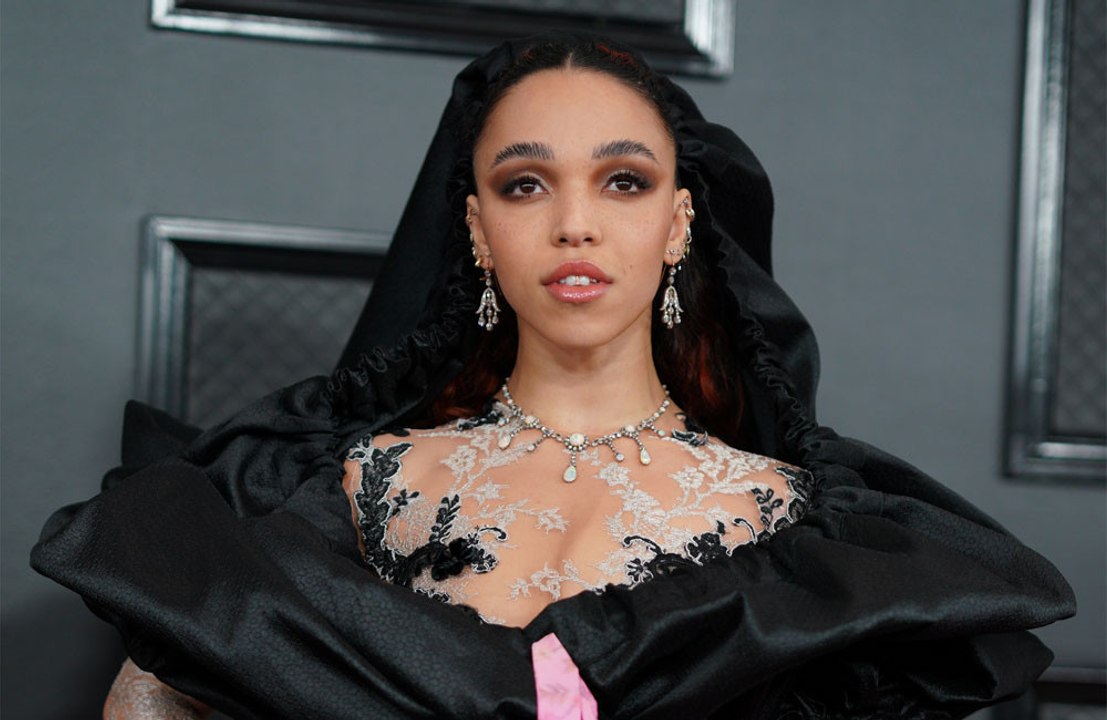 FKA Twigs fait de nouvelles révélations choquantes sur sa relation avec Shia LaBeouf