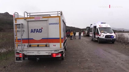 Çanakkale'de baraj sularına kapılan araç ve 2 kişiyi arama çalışmaları devam ediyor