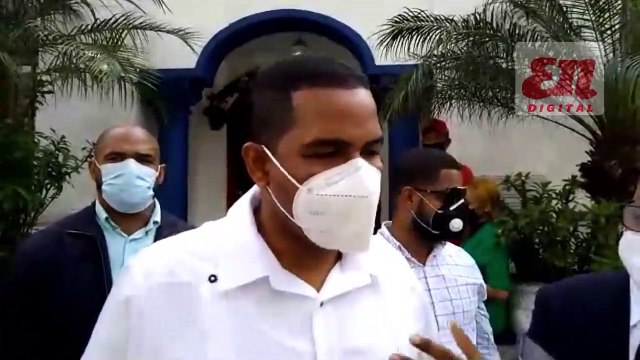 Funcionario de Aduanas dice espera con investigación su imagen se limpie