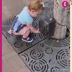 Cette petite fille prend tout ce qu’elle voit pour du gel hydroalcoolique