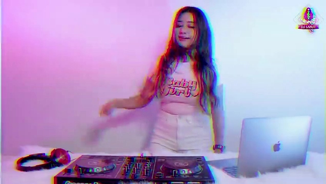ASIK BANGET GOYANGNYA!!!  DJ KUTUKAN MANTAN (DJ IMUT REMIX)