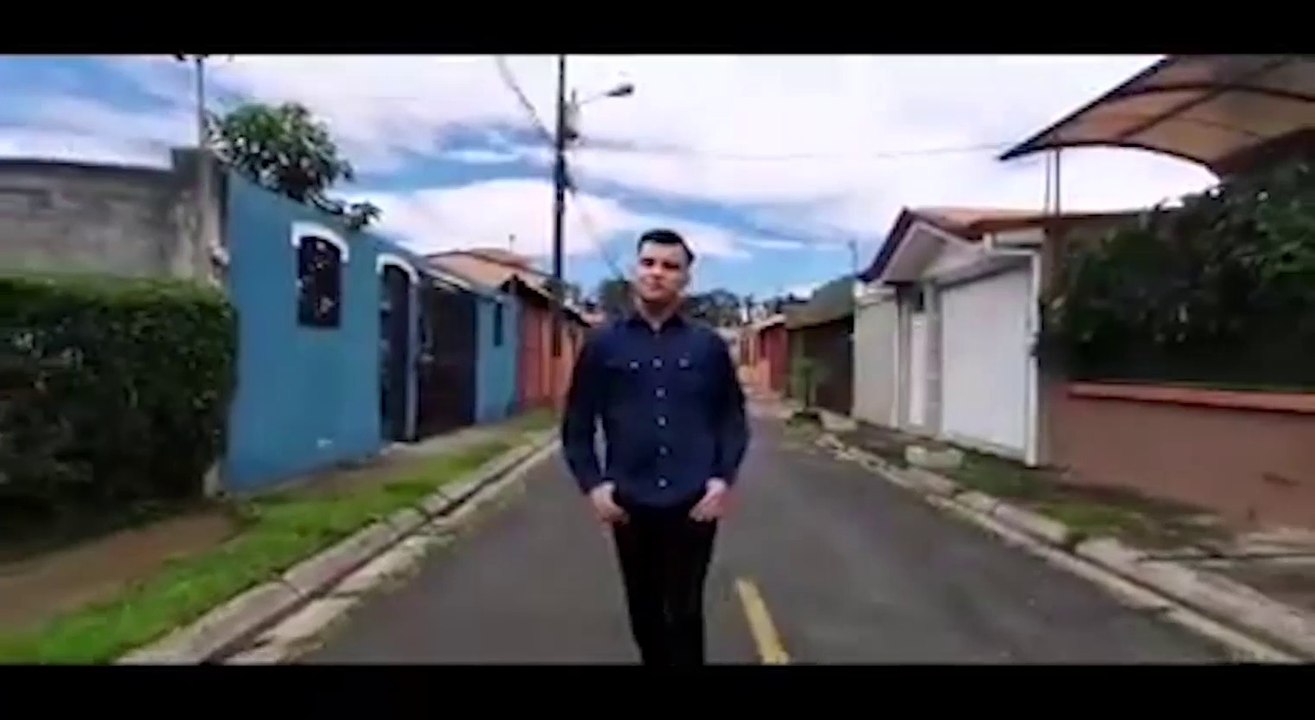 ext-eres-mujer-fabian-vega-270121