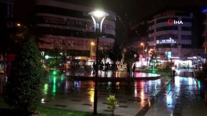 Silivri’de kar yağışı etkili oluyor