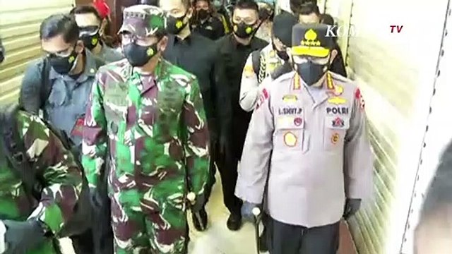 Tinjau Pasar Tanah Abang, Kapolri dan Panglima TNI Ingatkan Penegakan Prokes