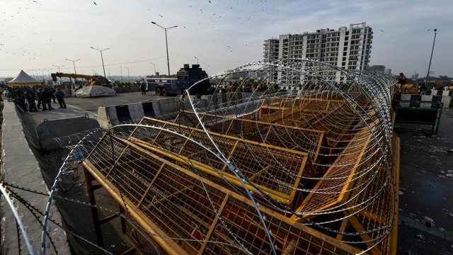 Farmers' Protest: Wires with barricades on Delhi borders