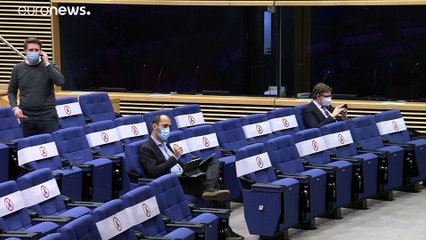 Los eurodiputados exigen que se publique el contrato entre la UE y AstraZeneca