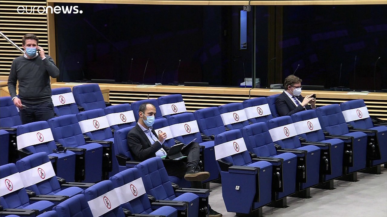 Impf-Krieg der Worte in Brüssel