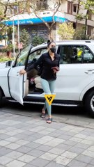 Rakul Preet Singh Spotted at Store Khar