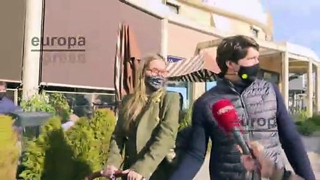 María Pombo y Pablo Castellano y su breve paseo con su hijo Martín