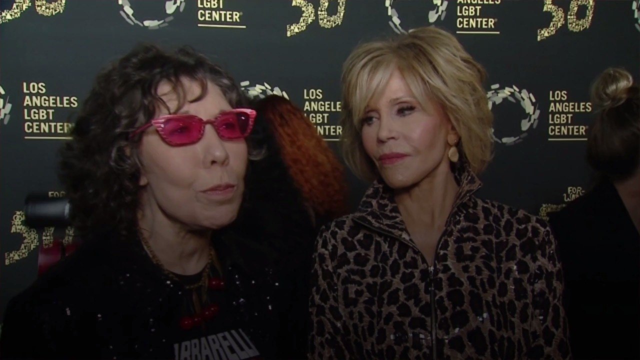 Lily Tomlin on Dolly Parton Potentially Joining the Seventh Season of Grace and Frankie