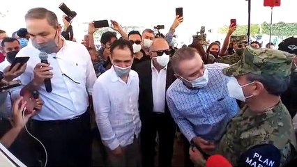 Dan banderazo de la obra de pavimentación en el estero del Infiernillo