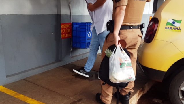 Jovem é flagrado furtando produtos de supermercado no Bairro Floresta