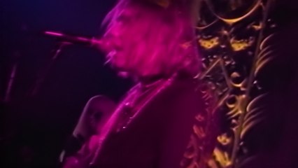 The Smashing Pumpkins - I Am One