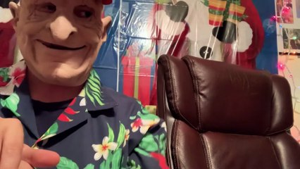 Reviewing coffee creamer from Food City