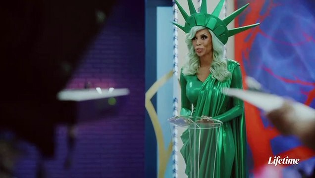 Wendy Williams movie clip - Wendy Williams passes out on Live TV