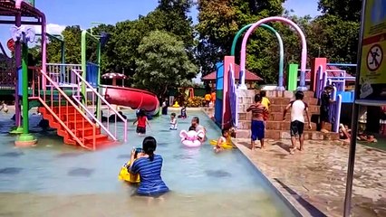 SERUNYA BERMAIN BERSAMA ANAK2 DI KOLAM RENANG TIRTA WANA DANDER BOJONEGORO