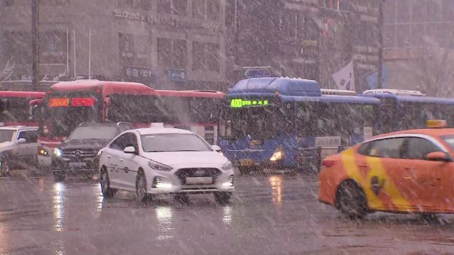 [날씨] 폭설 이어 태풍급 강풍...내일 서울 -12℃, 곳곳 한파특보 / YTN